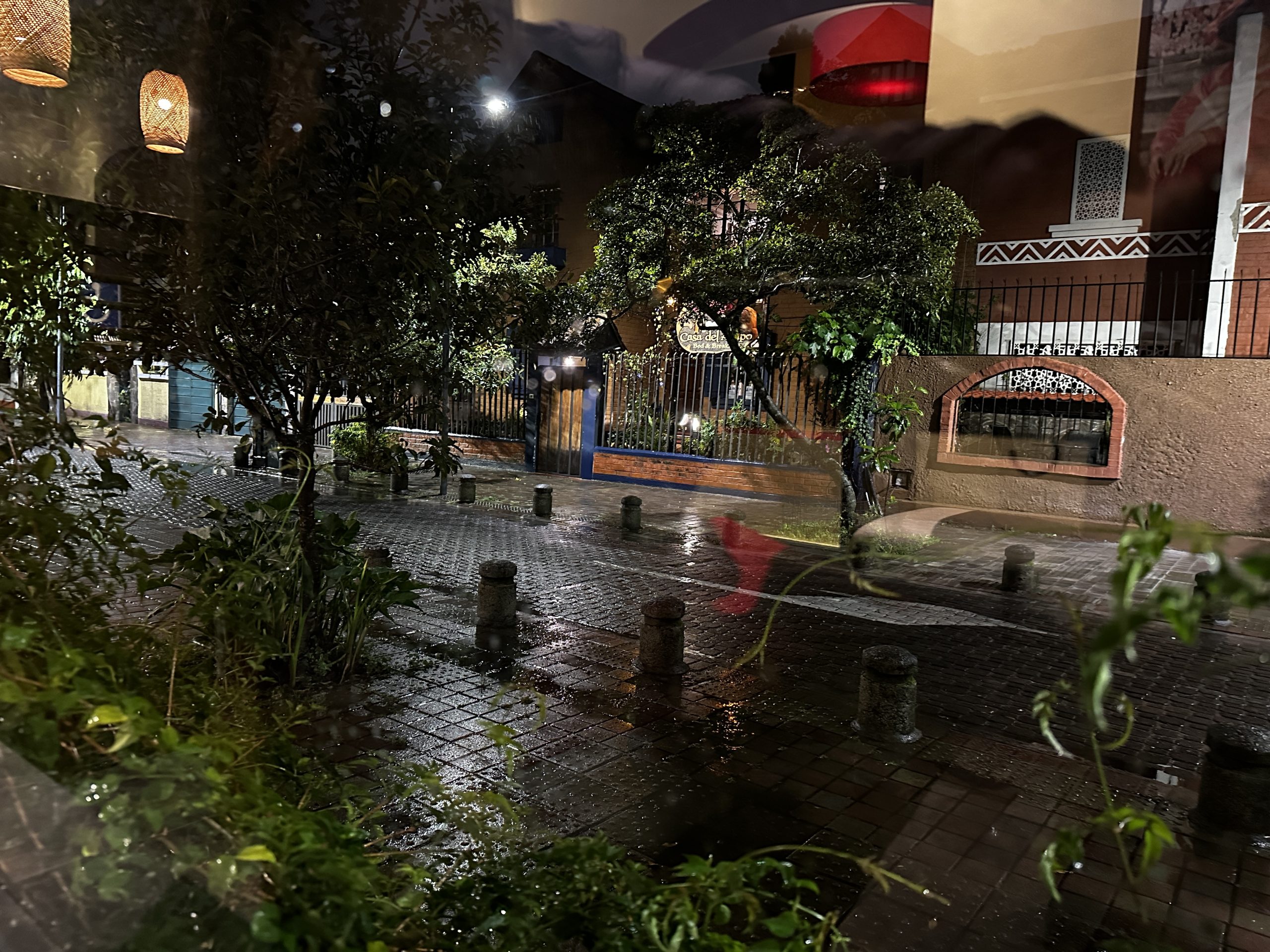 20240421_234522489_iOS