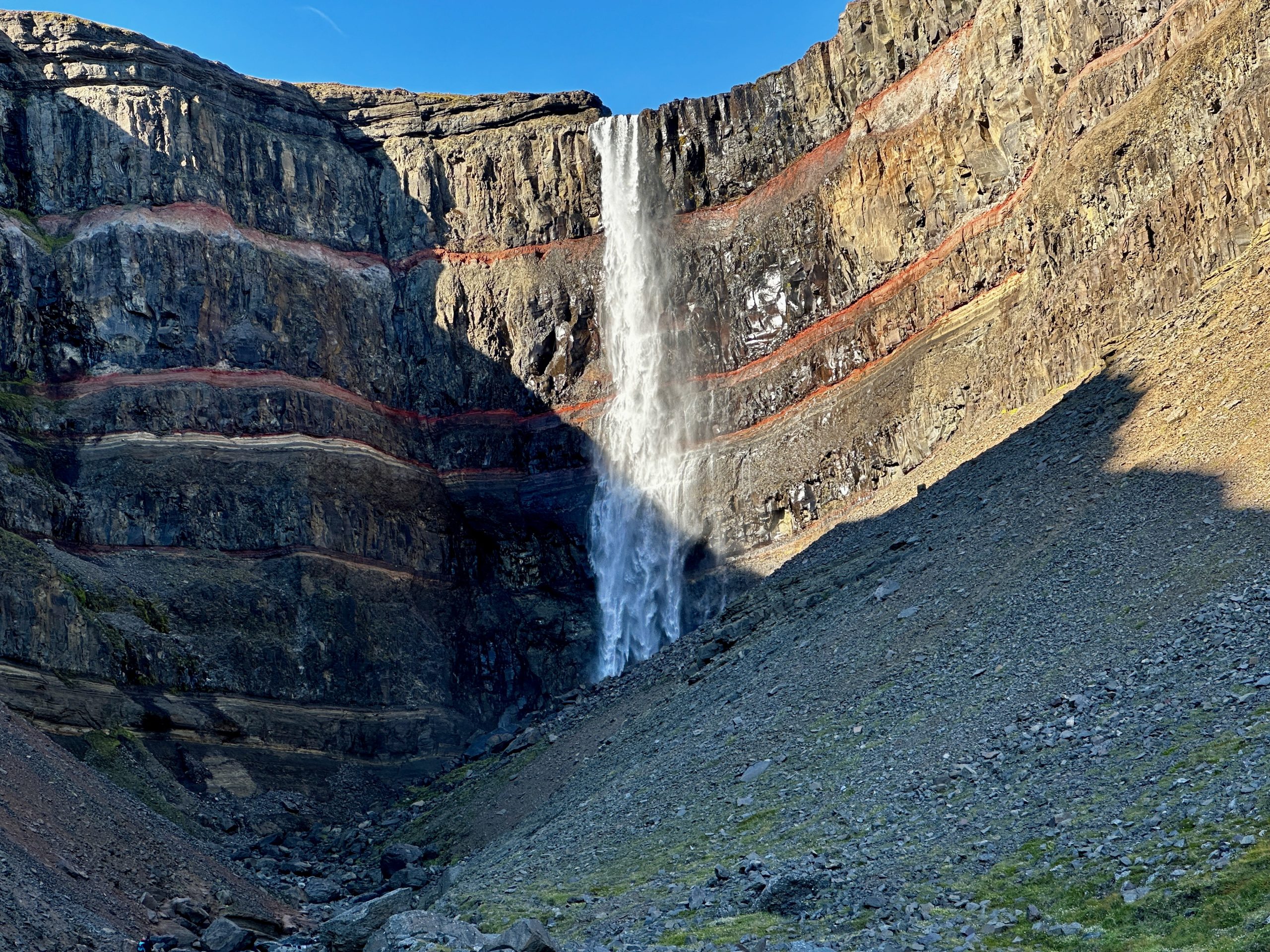 20240907_153940721_iOS